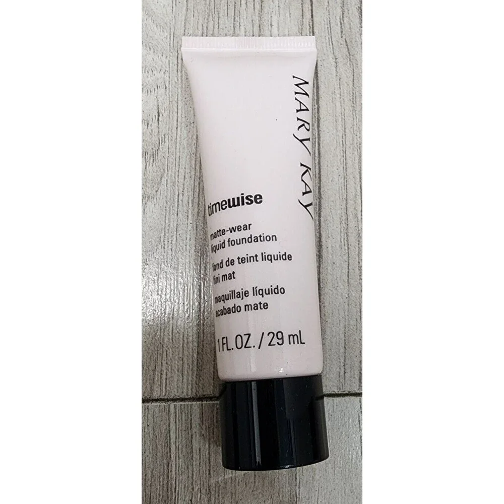 Mary Kay Matte Wear Foundation Beige 1 #038757 Combo / Oily Set of 2
